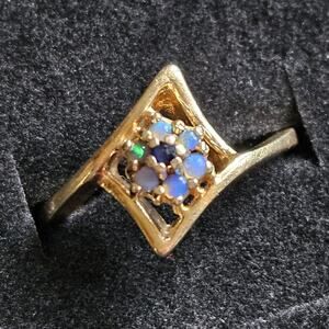 Vintage 10K Gold Opal Cluster Ring Blue Sapphire Center Size 6.5 2.8g Estate